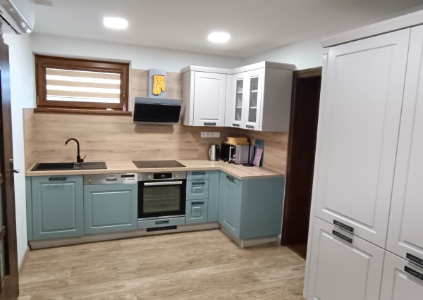 Na prenájom 3 zariadené byty v rodinnom dome v Kolte