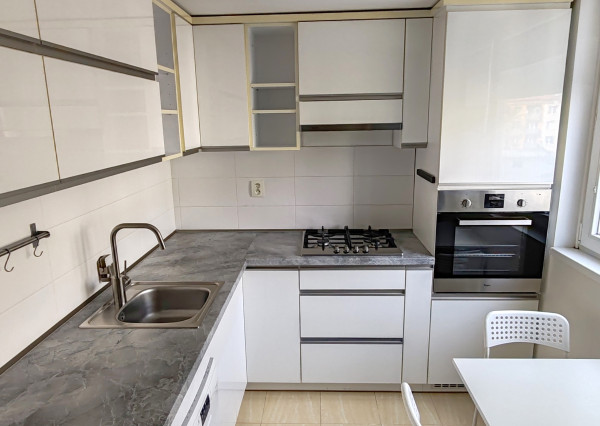 Pekný 2 izbový byt na prenájom v Komárne