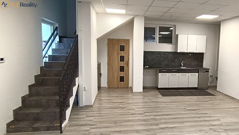 prízemie so schodmi