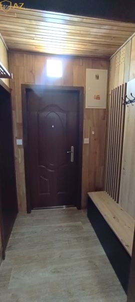 1.byt vchodové dvere