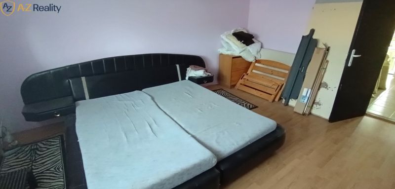 spálňa v novšej časti