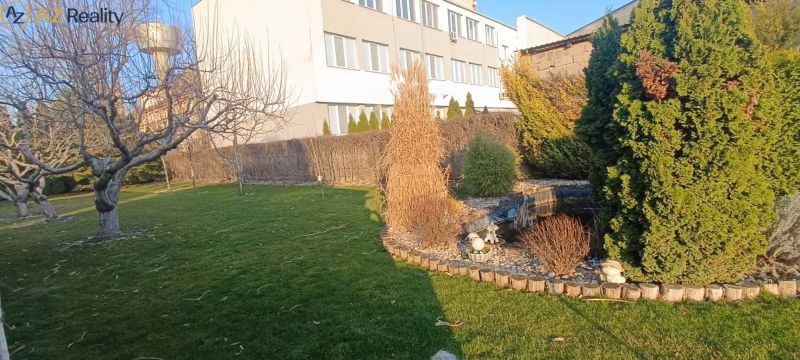 pozemok z boku