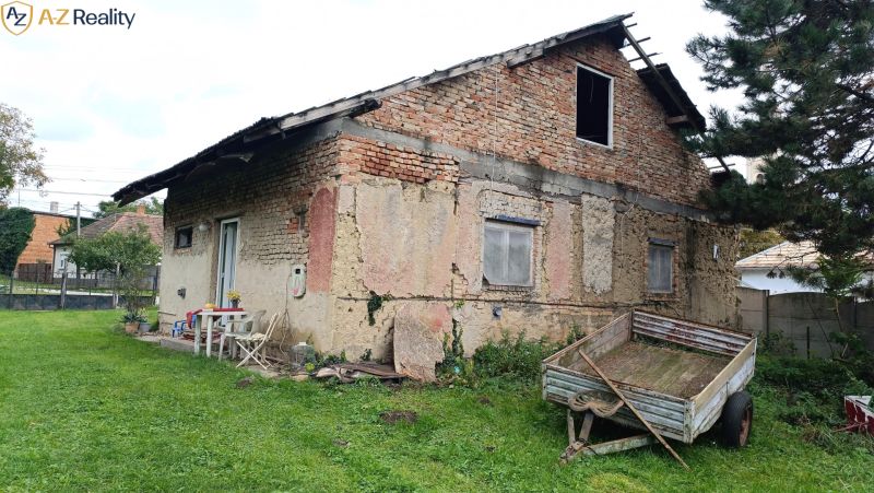 pohľad zo zadu.jpg