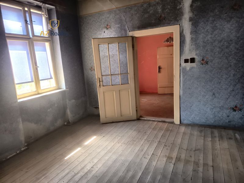 veľká izba pohľad do kuchyne.jpg