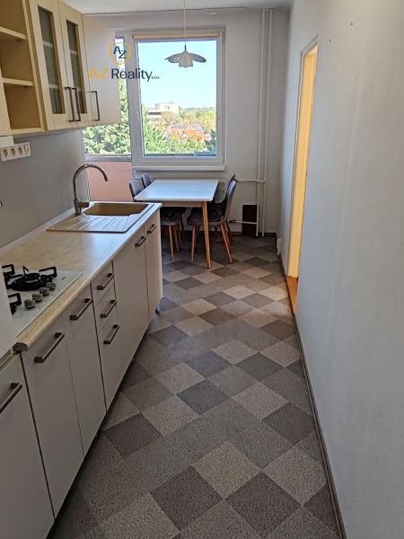 kuchyňa chodba.jpg